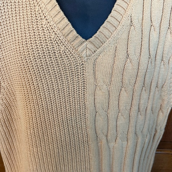 BNWT 33 Degrees Preppy Split Pattern Cable Knit Sweater Vest. Size XL - Picture 2 of 6